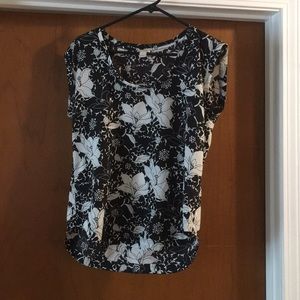 J.crew floral blouse. Used great condition. Sz6